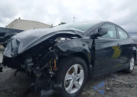 2015 Hyundai Elantra Se/Sport/Limited z USA, uszkodzony, nr VIN 5NPDH4AE5FH650837